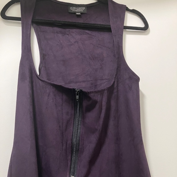 Purple velour vest - Picture 2 of 3